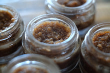 Load image into Gallery viewer, Organic Chocolate Lip Scrub Flaky Chapped Lips