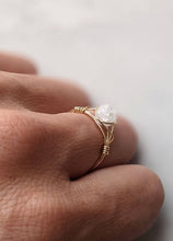 Load image into Gallery viewer, Lumi Ring
